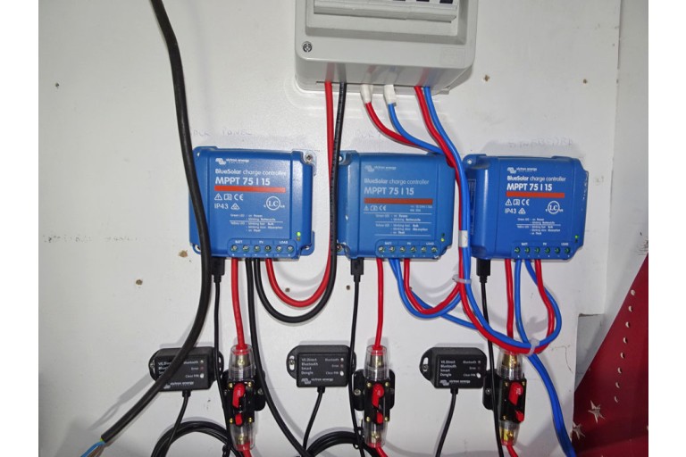 Skutsje Fahrendes Wohnschiff 17.12