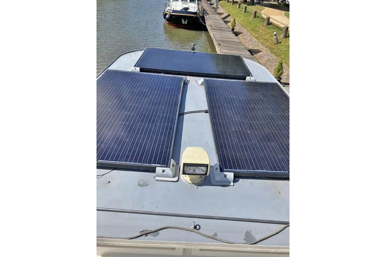 Skutsje Fahrendes Wohnschiff 17.12