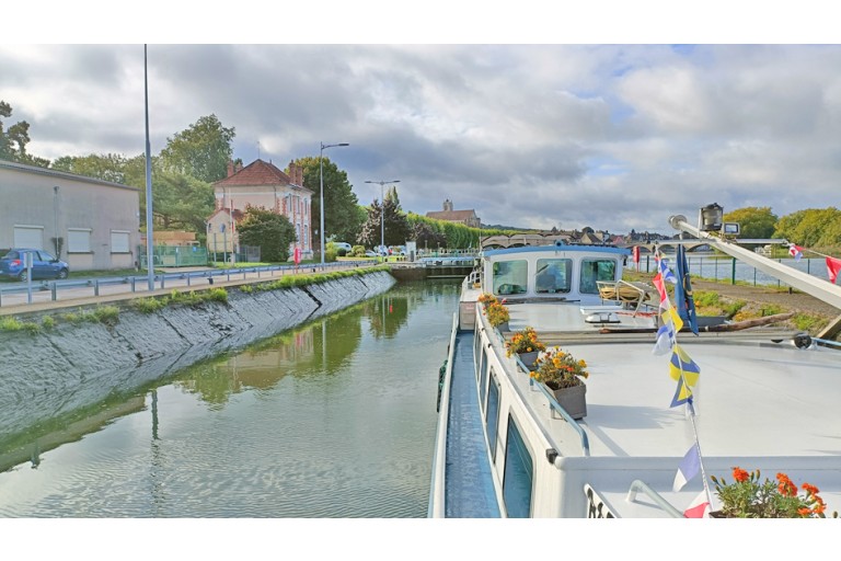 Luxe Motor 26.25 met UBC