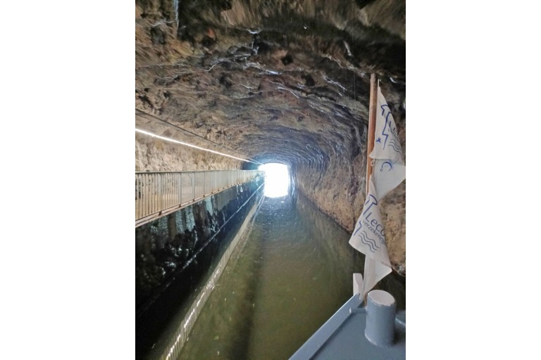 Luxe Motor 26.25 met UBC