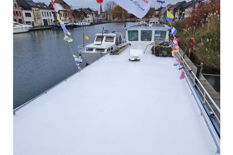 Luxe Motor 26.25 met UBC