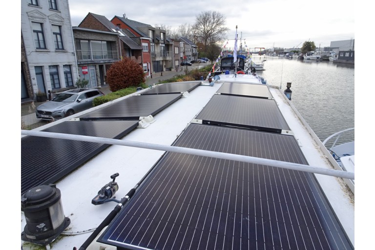 Luxe Motor 26.25 met UBC