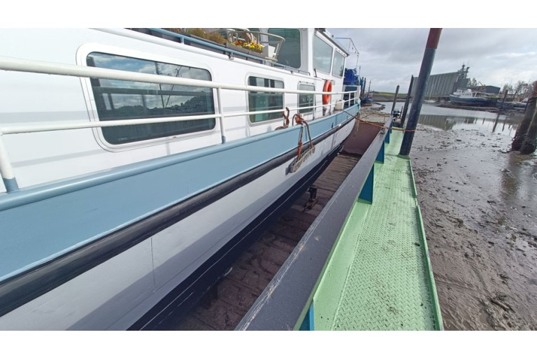 Luxe Motor 26.25 met UBC