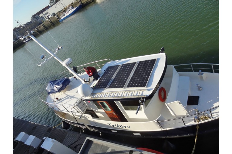 Yacht Chalutier 48, de mer