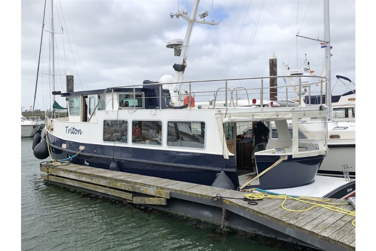 Yacht Chalutier 48, de mer