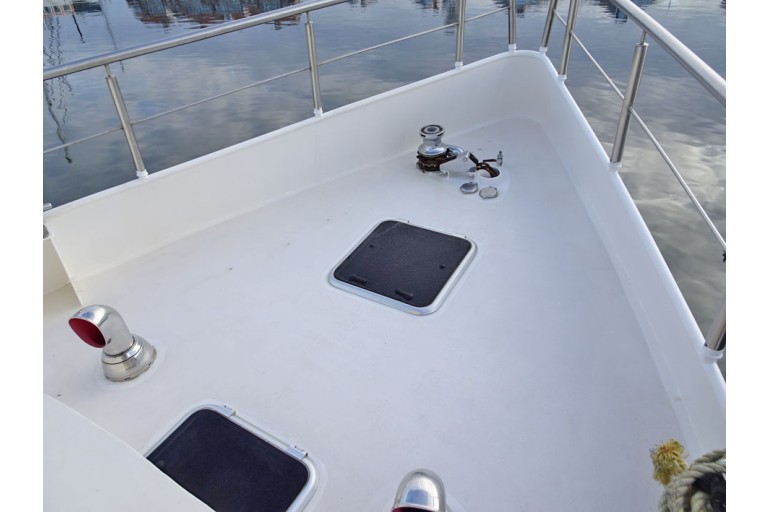 Yacht Chalutier 48, de mer