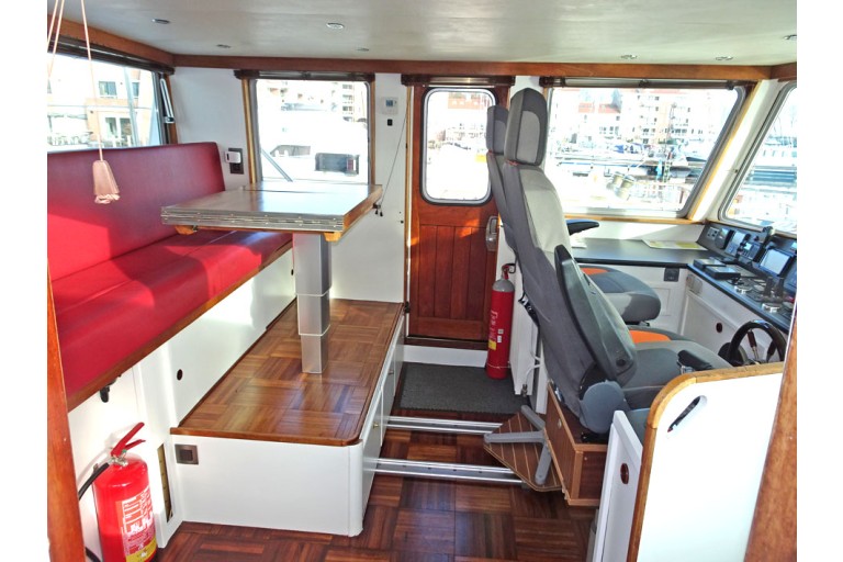 Yacht Chalutier 48, de mer