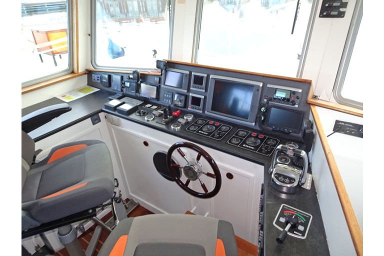 Yacht Chalutier 48, de mer