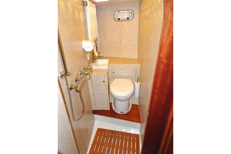 Yacht Chalutier 48, de mer