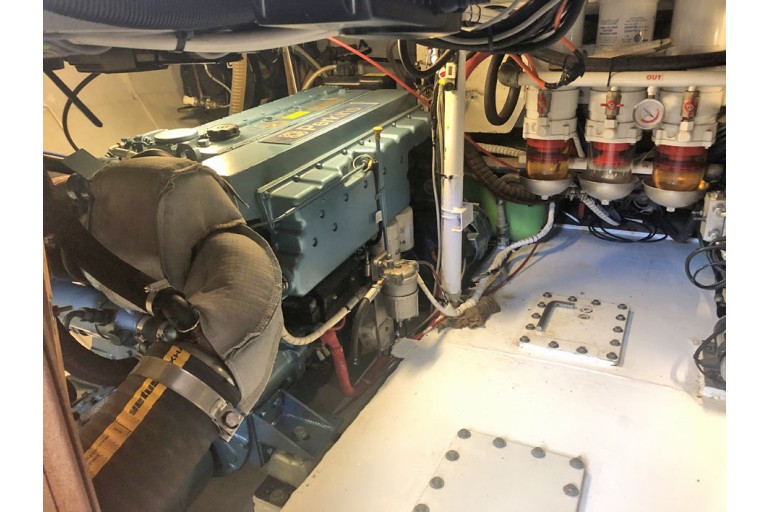 Yacht Chalutier 48, de mer