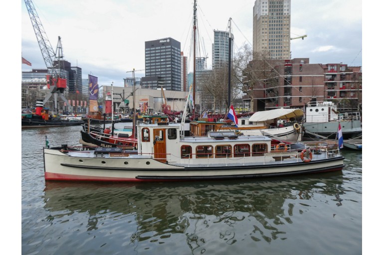 Peniche Hollandaise classique à passagers 12 personnes