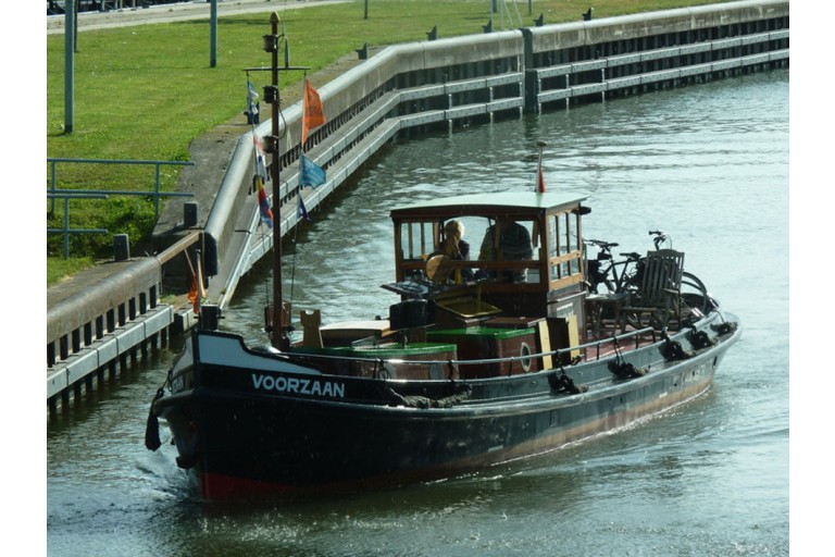 Sleepboot Amsterdammer 13.97