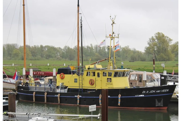 Former Waterway authorities / Sailing residential vessel 23.23, ES-TRIN Rhine certified
