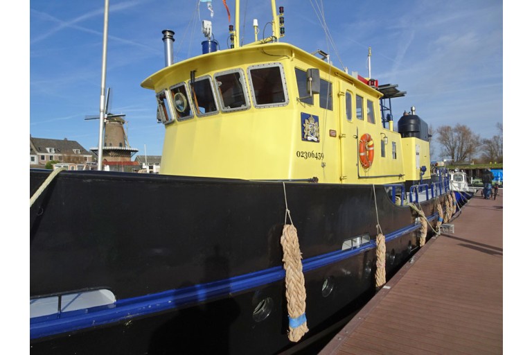 Former Waterway authorities / Sailing residential vessel 23.23, ES-TRIN Rhine certified
