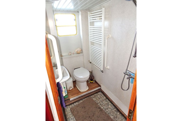 Former Waterway authorities / Sailing residential vessel 23.23, ES-TRIN Rhine certified