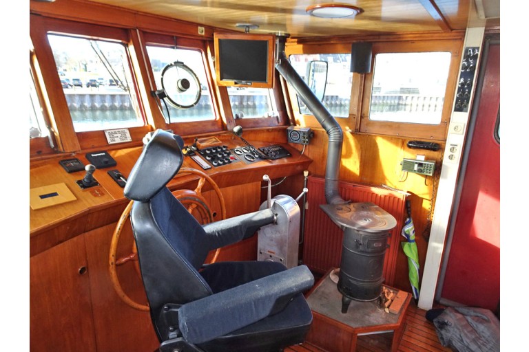 Former Waterway authorities / Sailing residential vessel 23.23, ES-TRIN Rhine certified