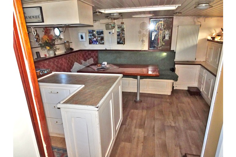 Former Waterway authorities / Sailing residential vessel 23.23, ES-TRIN Rhine certified