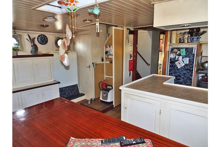 Former Waterway authorities / Sailing residential vessel 23.23, ES-TRIN Rhine certified