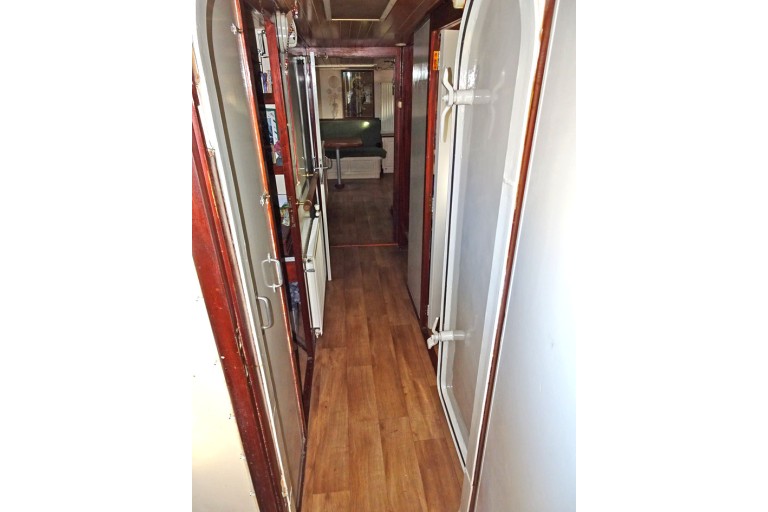 Former Waterway authorities / Sailing residential vessel 23.23, ES-TRIN Rhine certified