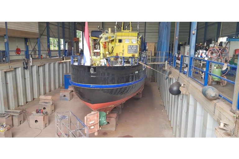 Former Waterway authorities / Sailing residential vessel 23.23, ES-TRIN Rhine certified