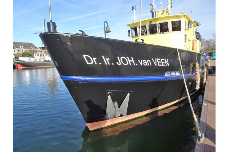 Ehemaliges Wasserstraßenbehörde / Wohnschiff 23.23, ES-TRIN- Rhein Zertifiziert