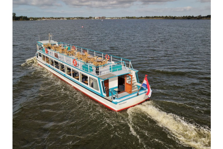 Hybride Rondvaartboot, 140 passagiers
