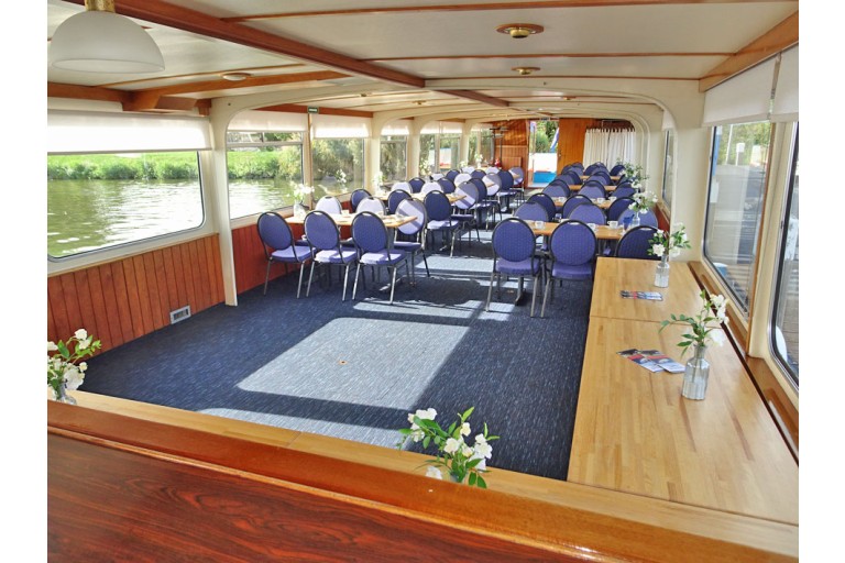 Hybride Rondvaartboot, 140 passagiers