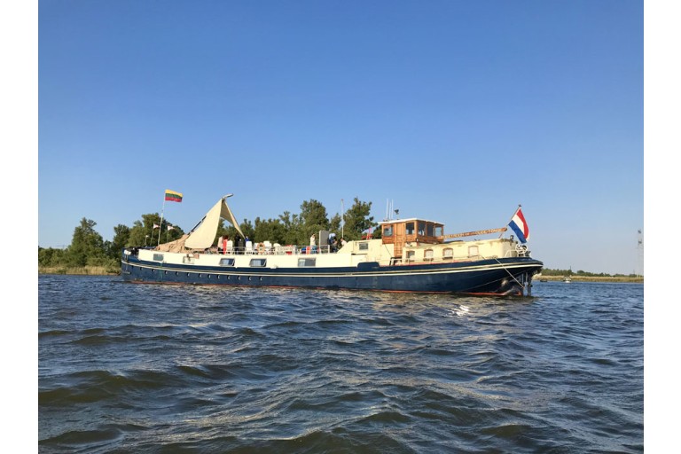 Luxe Motor 36.72, certifié ES-TRIN Rhine