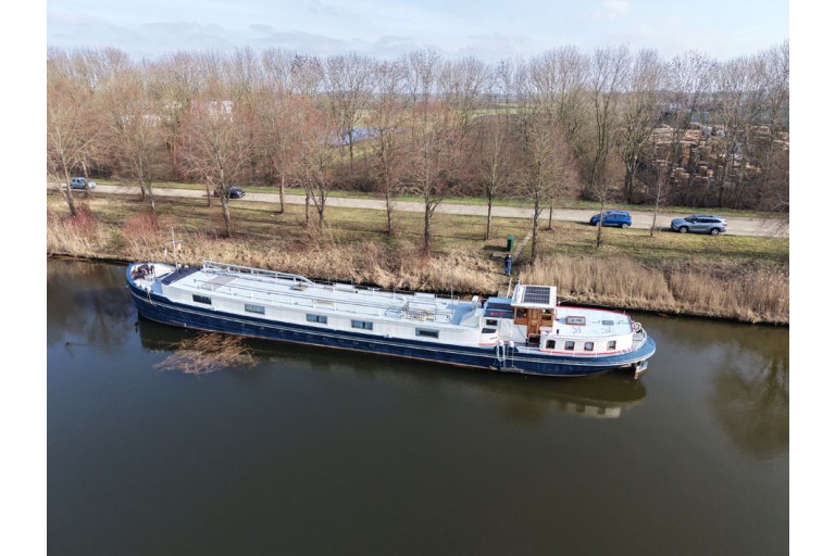 Luxe Motor 36.72, certifié ES-TRIN Rhine