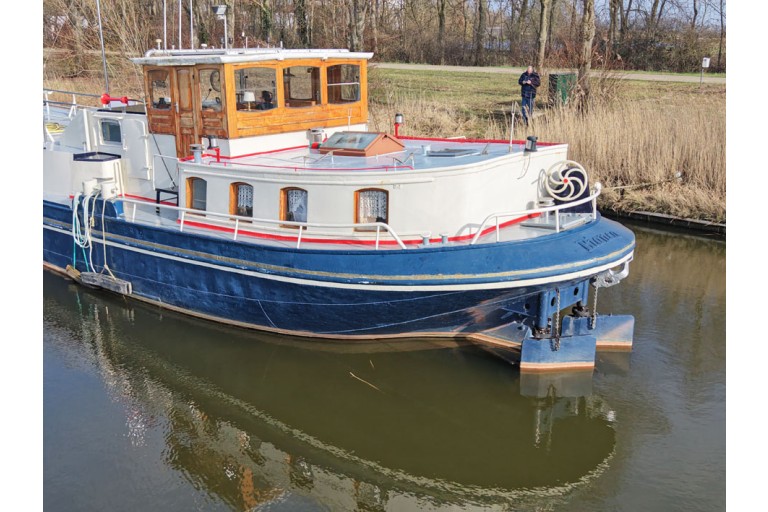 Luxe Motor 36.72, certifié ES-TRIN Rhine