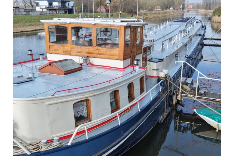 Luxe Motor 36.72, certifié ES-TRIN Rhine