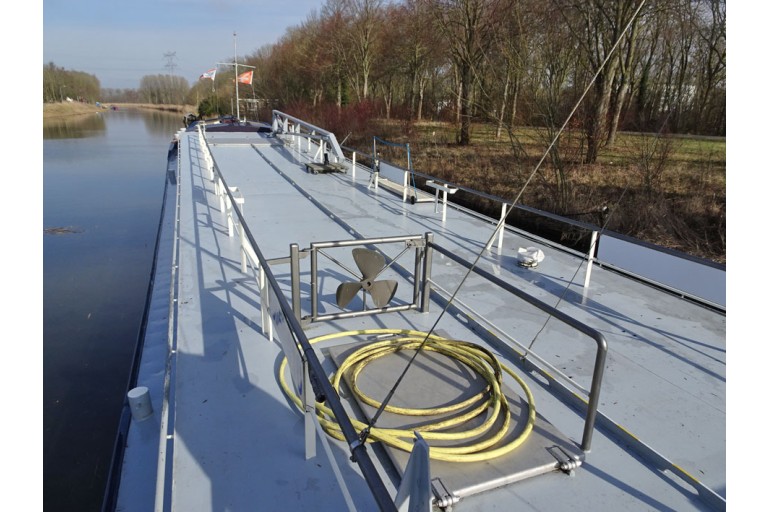 Luxe Motor 36.72, certifié ES-TRIN Rhine