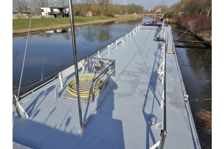 Luxe Motor 36.72, certifié ES-TRIN Rhine