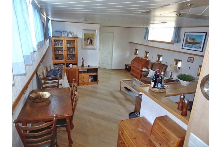 Luxe Motor 36.72, certifié ES-TRIN Rhine