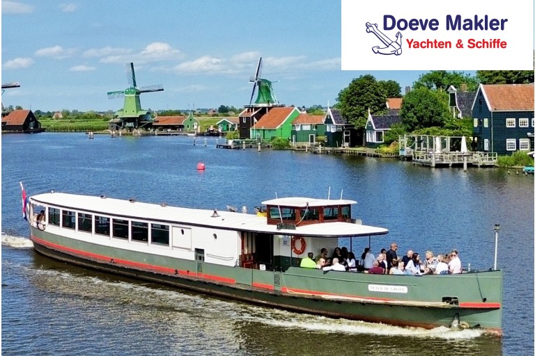 Historisches Fahrgastschiff, 100 Fahrgäste