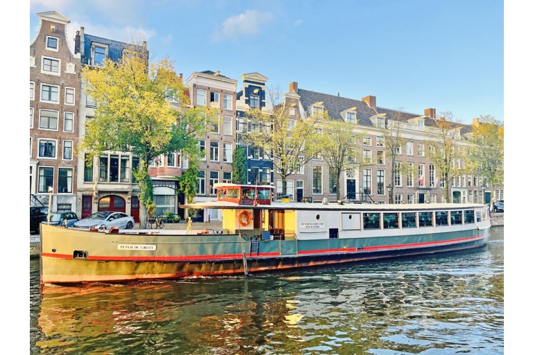 Historisches Fahrgastschiff, 100 Fahrgäste