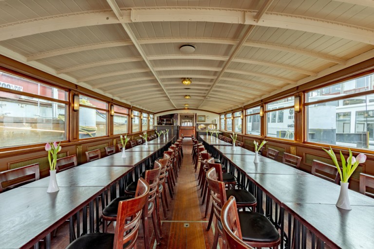 Historisches Fahrgastschiff, 100 Fahrgäste