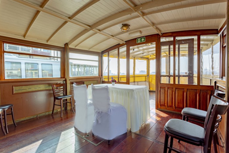 Historisches Fahrgastschiff, 100 Fahrgäste