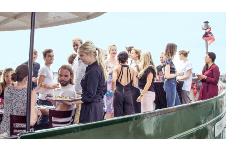 Historisches Fahrgastschiff, 100 Fahrgäste