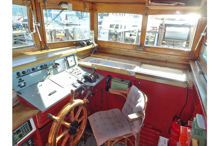 Historisches Fahrgastschiff, 100 Fahrgäste