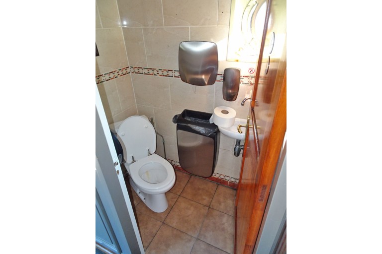 Historisches Fahrgastschiff, 100 Fahrgäste