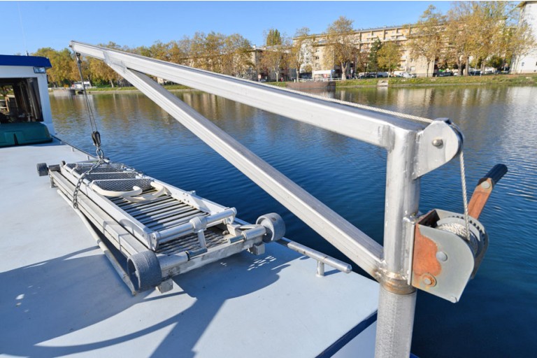 Péniche hollandaise Luxe Motor 21.18, certifiée ES-TRIN