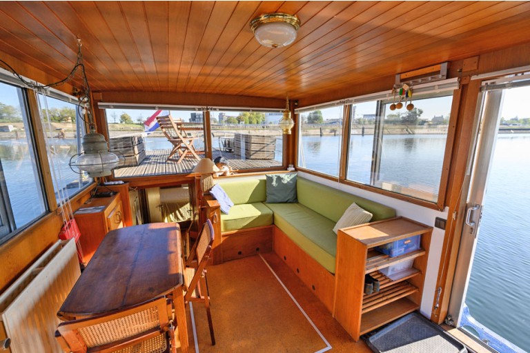 Péniche hollandaise Luxe Motor 21.18, certifiée ES-TRIN