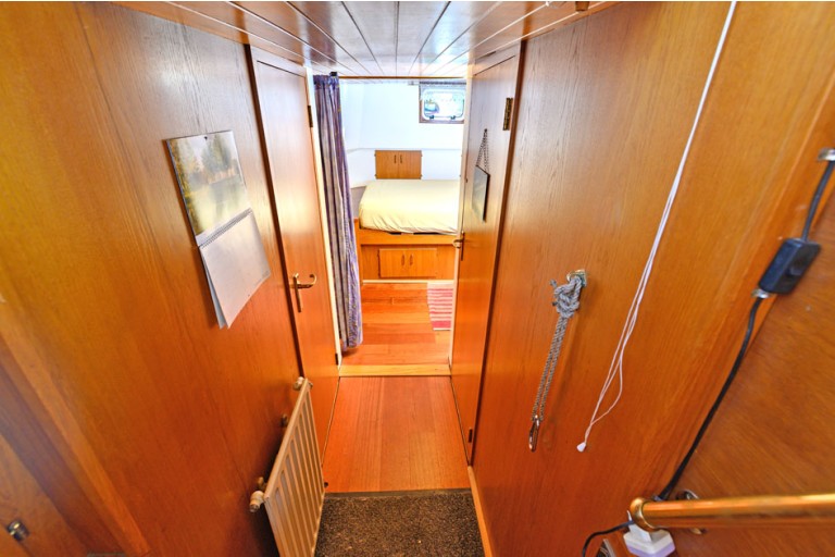 Péniche hollandaise Luxe Motor 21.18, certifiée ES-TRIN