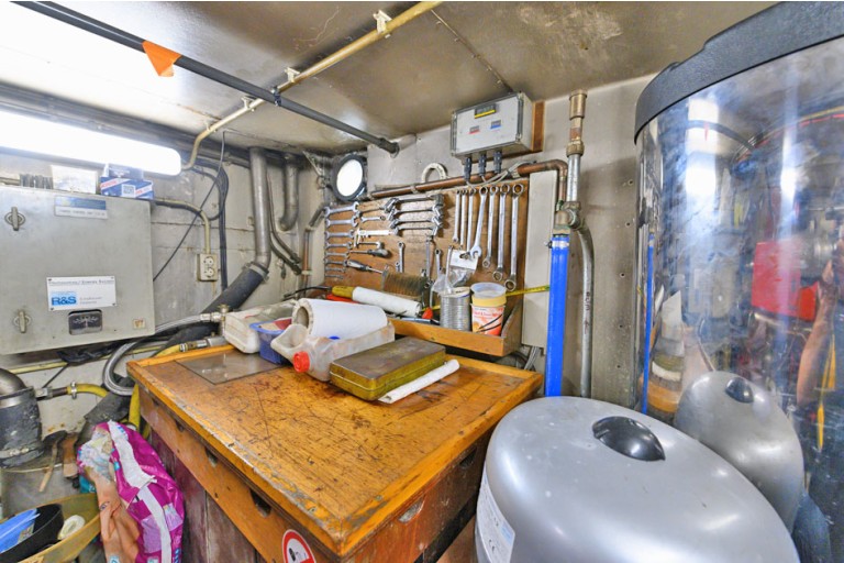 Péniche hollandaise Luxe Motor 21.18, certifiée ES-TRIN