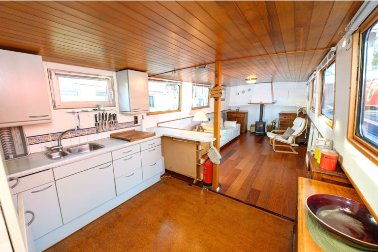 Luxe Motor 21.18, ES-TRIN zertifiziert