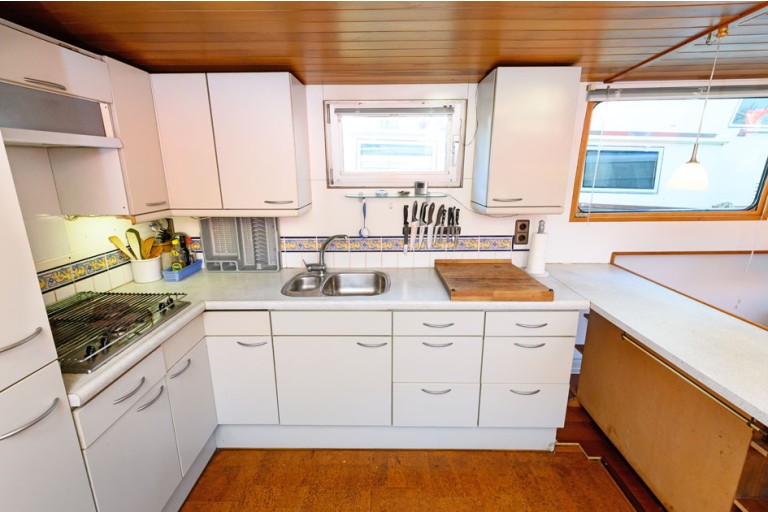 Luxe Motor 21.18, ES-TRIN zertifiziert