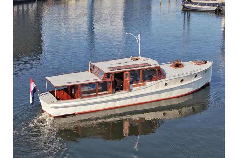 Classic Motor yacht 11.20