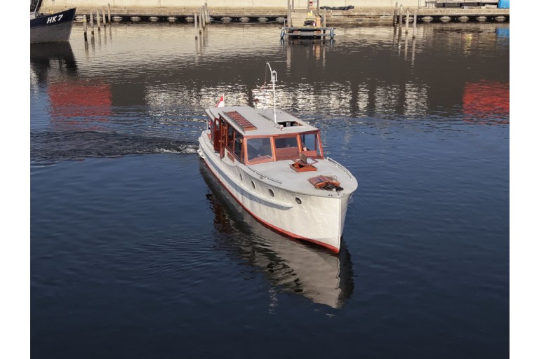 Classic Motor yacht 11.20