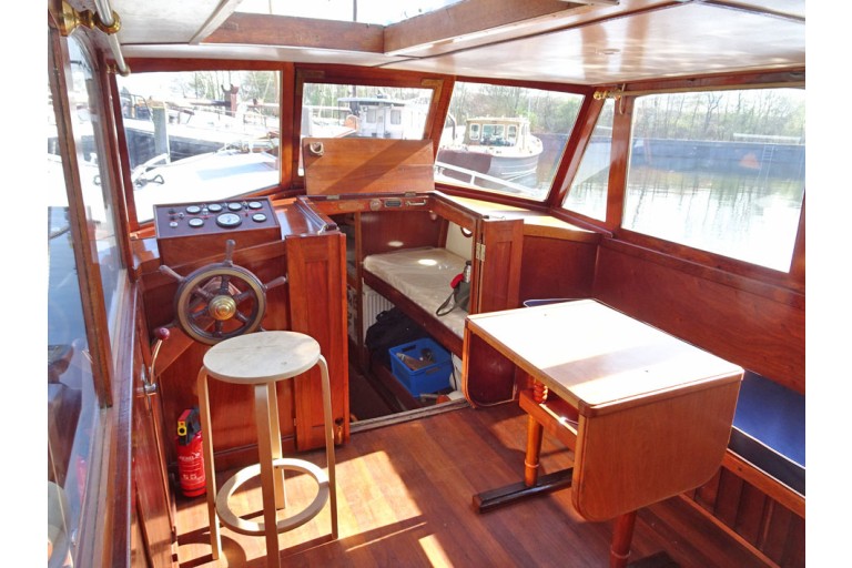 Classic Motor yacht 11.20